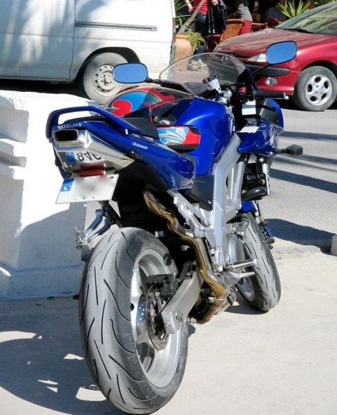 moto 004.jpg