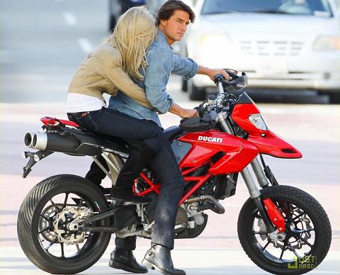 tom-cruise_hypermotard-1.jpg