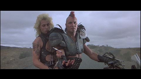 MADMAX2BLU2.jpg