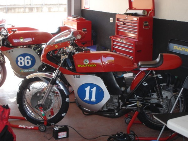 vintage jarama 008.jpg