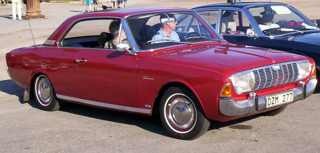 1966_Ford_Taunus_20_M_TS.jpg