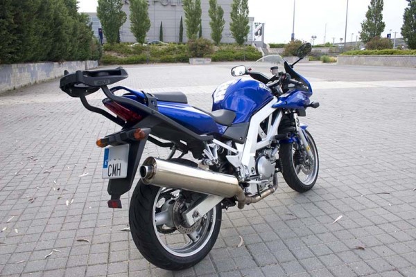 Suzuki Sv004.jpg