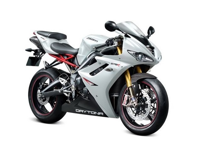 triumph_daytona675r_02.jpg